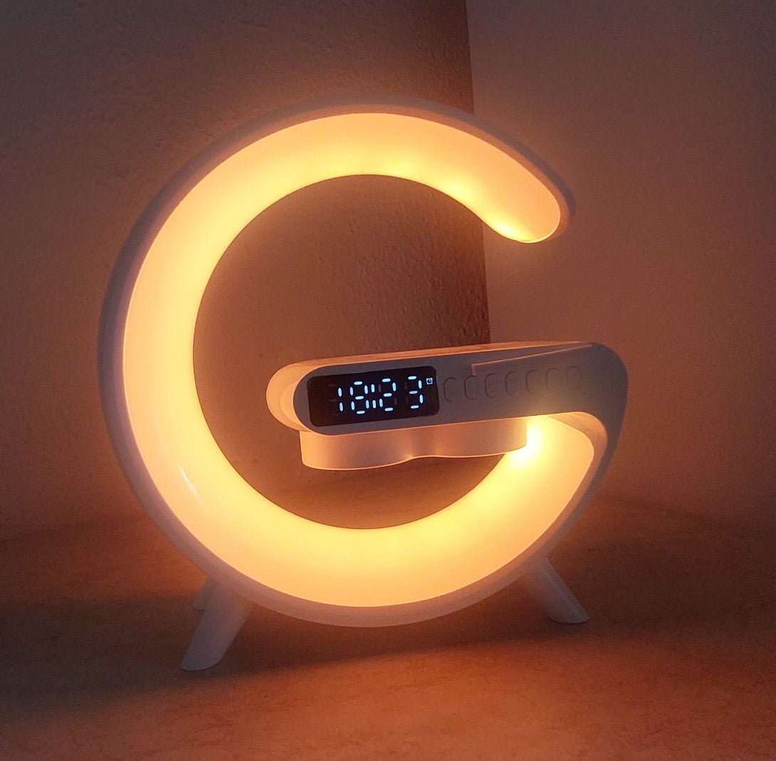 Multifunkcionalna LED lampa-punjač-Bluetooth zvučnik i sat